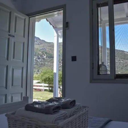 Aura Aparthotel